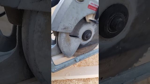 Пропил четверти Бензопилой и Циркуляркой итог на обоз смотреть онлайн