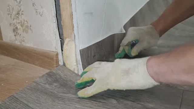 Укладка напольных покрытий и ремонт