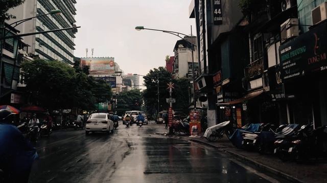 Vietnam Walking Tour 🇻🇳 Vietnam Tour With Family (ASMR City Sounds)