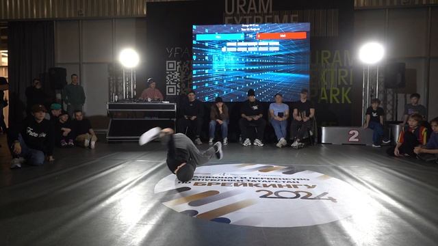Ras vs Matt / Юноши 10-12 лет / ТОП 16 / Чемпионат РТ по брейкингу 2024 смотреть онлайн