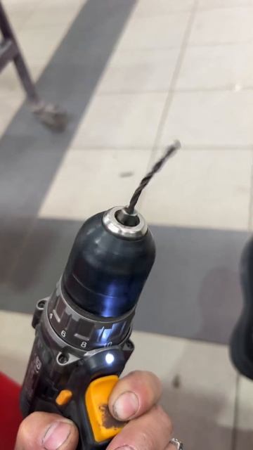 Как выбрать шуруповерт? #shortvideo #кузовнойремонт смотреть онлайн