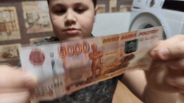 Разбил копилку! Из нее выпало... смотреть онлайн