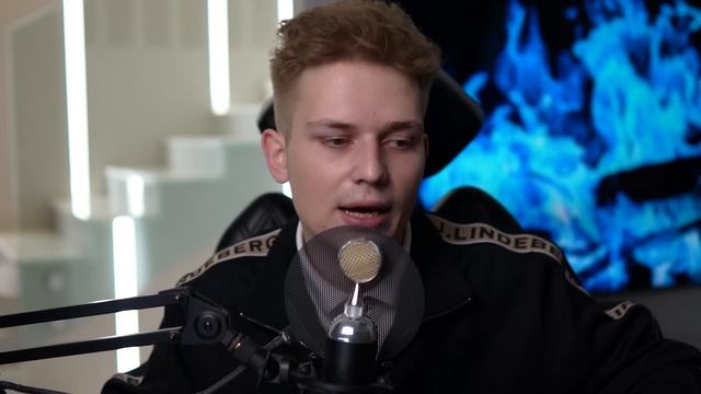 Как набрать первых подписчиков на YouTube, если у тебя их 0? смотреть онлайн