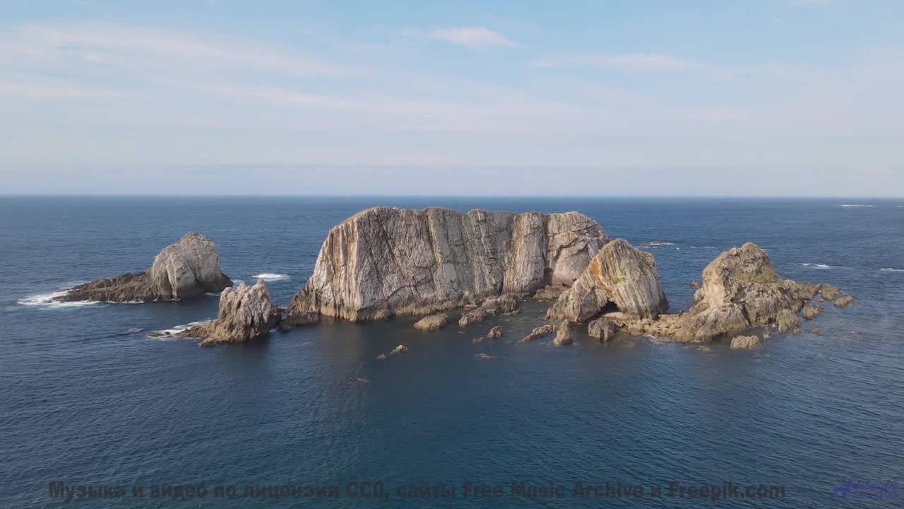 Пейзажи зажигают чувства сильнее любого заката - Cornershop -- Podington Bear -- Homage Fromage (Box