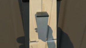 Строительство забора на грунтовых водах.