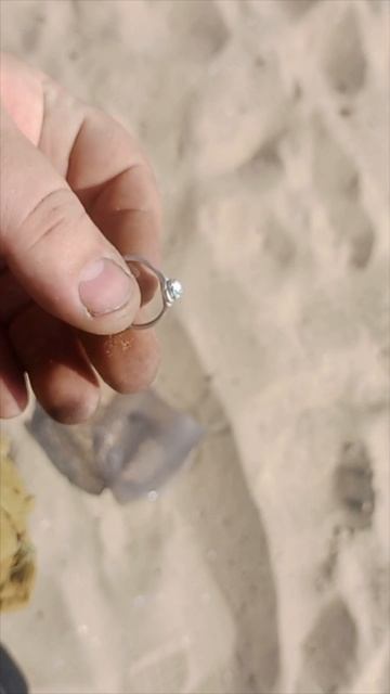 Колечко на пляжном копе #коп #questx5 #находки смотреть онлайн