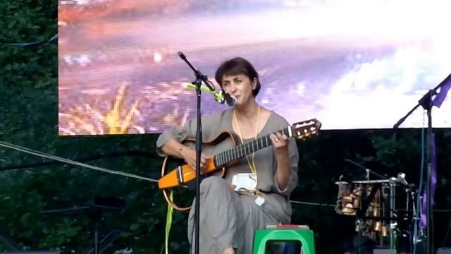 Н. Дудкина - Подивился для начала (Грушинский фестиваль 2015) смотреть онлайн