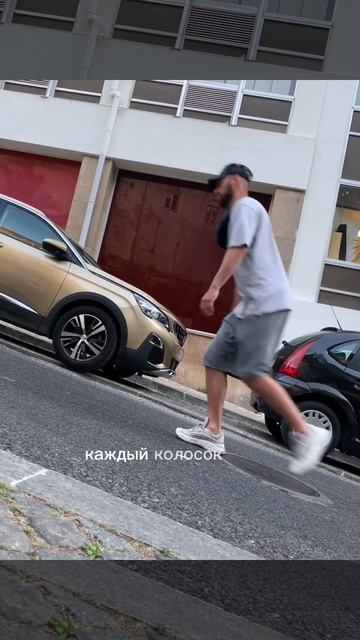 Отсылка к Брат 2, как Бодров поднимался по лестнице и з? смотреть онлайн