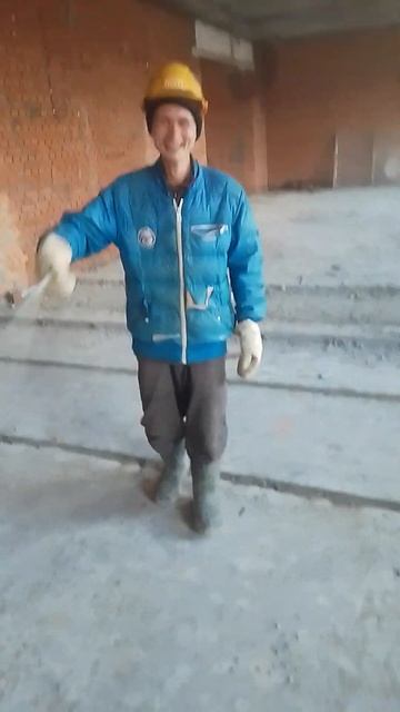 Обеденный перерыв, нашёл новый музыкальный инструмен? смотреть онлайн