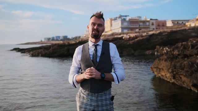 Недвижимость в Испании. Новогоднее поздравление от команды EspanaTour. С наступающим новым годом! смотреть онлайн