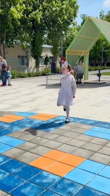 провели мастер-класс по фланкировке шашками