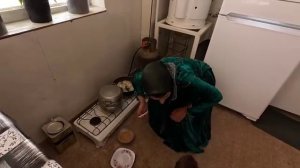 29.04.2025 Горький конец весеннего дня наступил, когда Азаде ушла из дома.