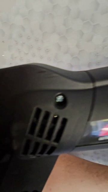 Дрель Адель DH-M1 в деле. Монтаж кондиционеров без пыли в смотреть онлайн