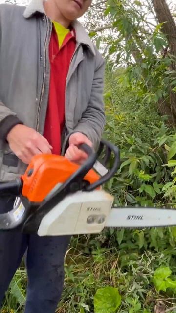 STIHL - MS 180 запуск не прогрітої смотреть онлайн