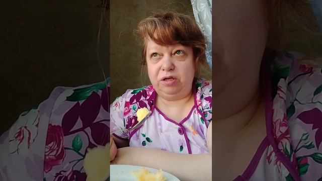 Мукбанг и болтовня смотреть онлайн