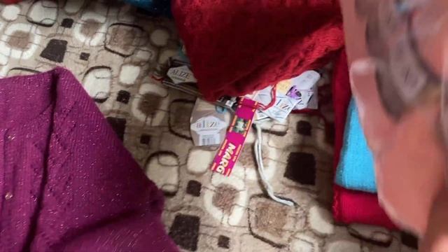 Вязаные шедевры моей мамы//10.07.2021 смотреть онлайн