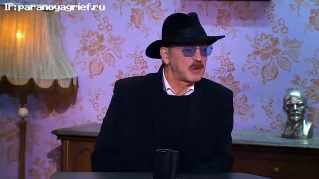 МИХАИЛ БОЯРСКИЙ И ДОРА СЛУШАЮТ ТРЕК DUGANS - ParanoyaGrief смотреть онлайн