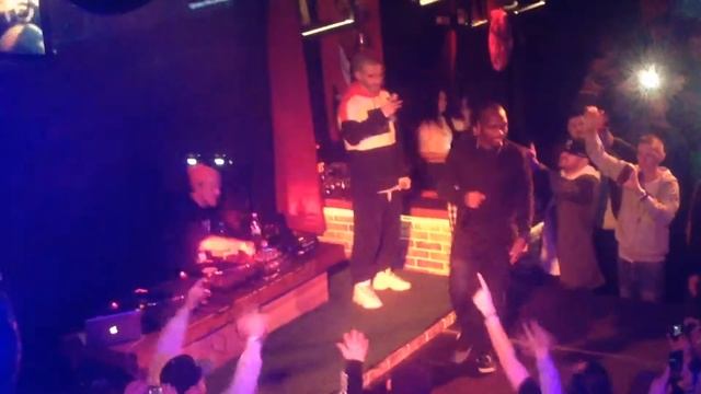 N'Pans на презентации книги Плохой баланс Влада Валова