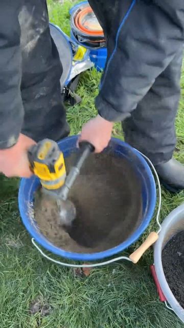 На трофейного карася 👌 #shorts #fishing #риболовля #фідер #ры? смотреть онлайн