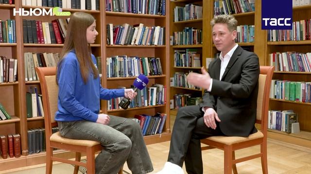 Антон Шагин поздравляет наших подписчиков с наступающим Днём Победы! смотреть онлайн