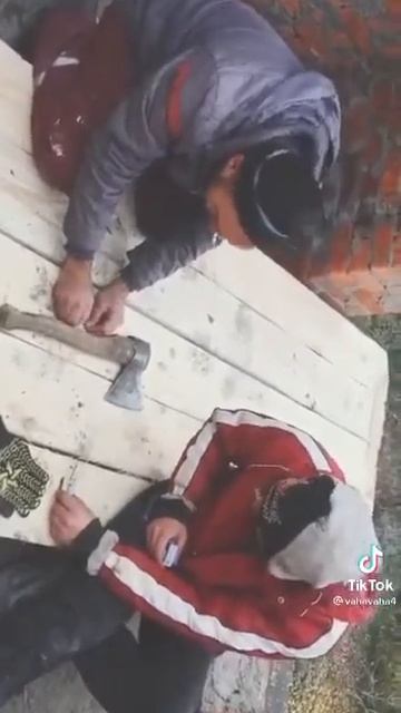 Прикольный юмор из двух гвоздей 😝😂🙏👍 смотреть онлайн