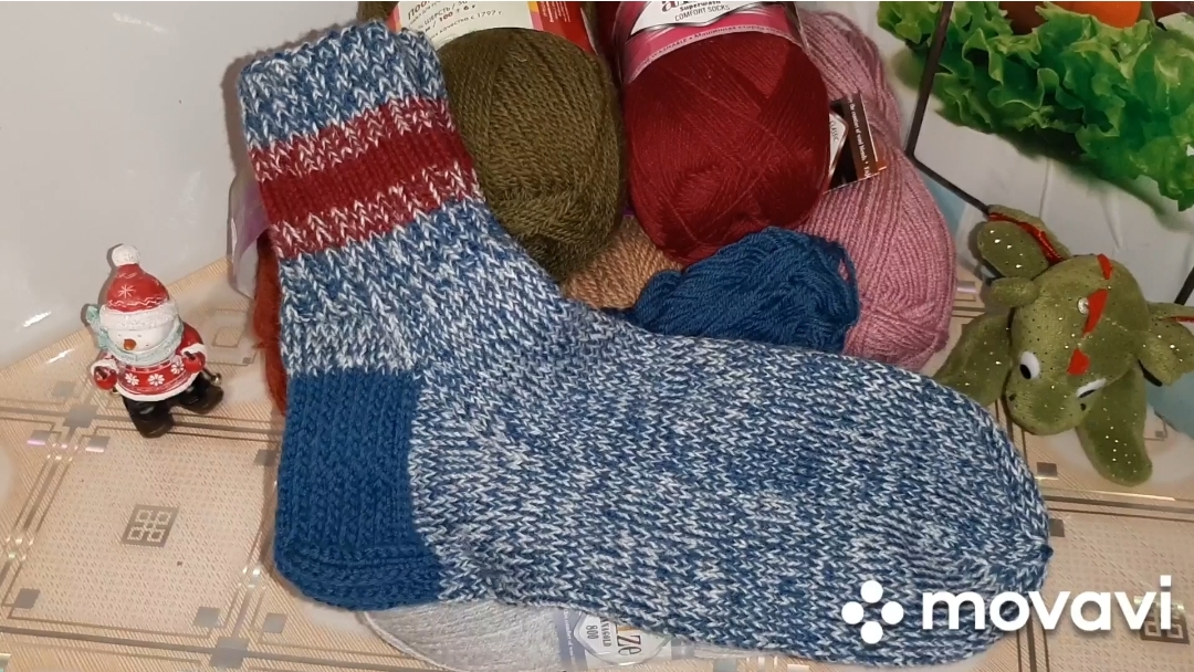 Январские носочки в СП "Носочная коробочка - 4 с Катериной Шурм" смотреть онлайн