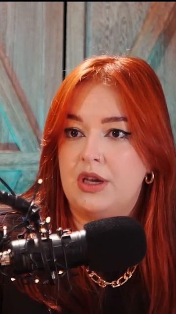 А вы знали, что брат Нолана сейчас в тюрьме? 🔎 черничн?