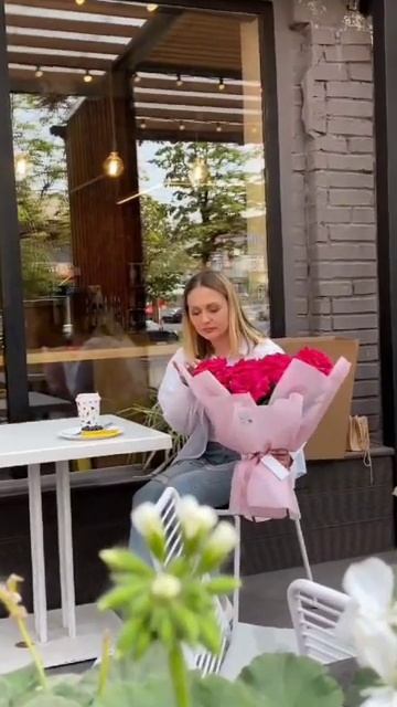 Цветы на свидании от el`FLORIA в Туле смотреть онлайн