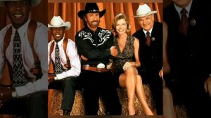 Как сейчас выглядит Чак Норрис, каким был в молодости