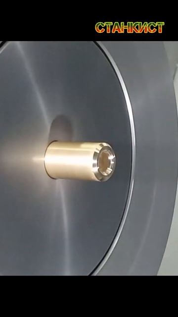 Латунный штифт M10x1 на токарном чпу станке. СТАНКИСТ. смотреть онлайн