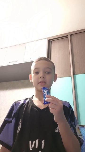 у меня есть вкусная конфетка смотреть онлайн