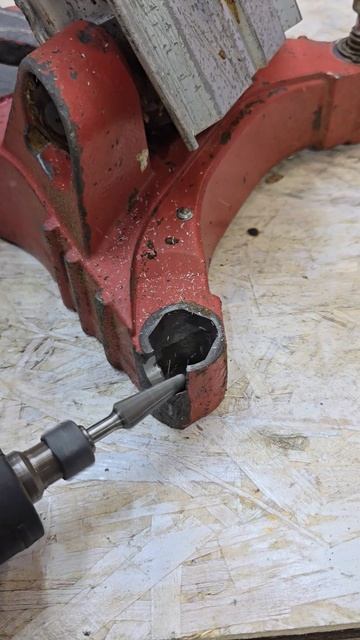 ремонт и востоновление опоры для станины Hilti, и полны ? смотреть онлайн