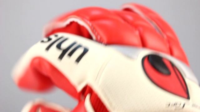 MAGIC В ТВОИХ РУКАХ! Вратарские перчатки Uhlsport Fangmaschine Supersoft. смотреть онлайн
