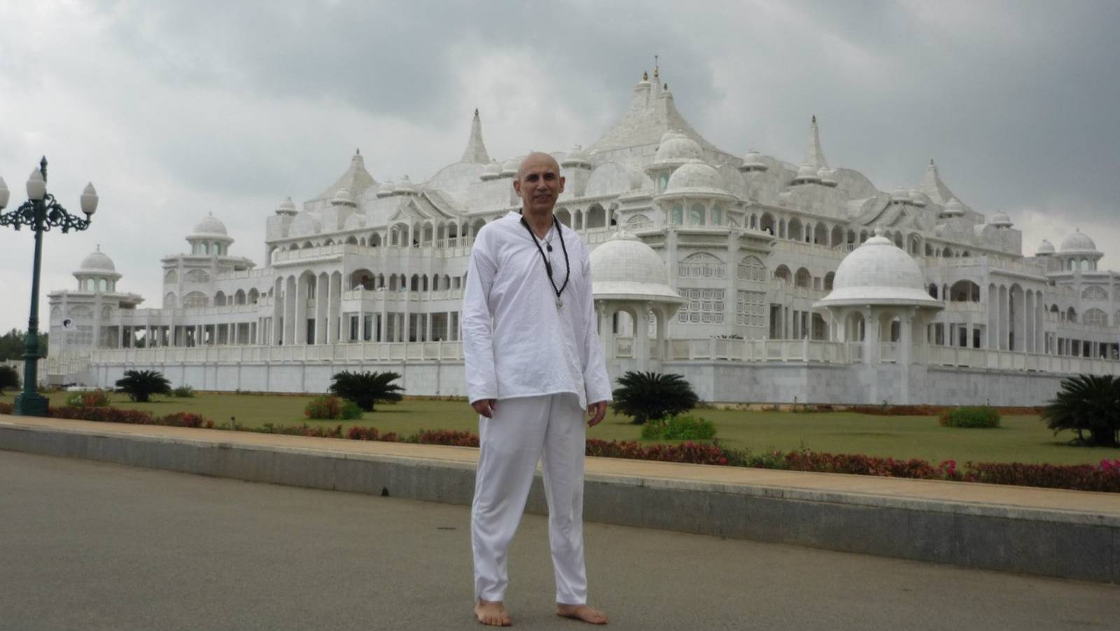 Гармонизации своего состояния со всей вселенной путём расширения в пространстве своего воображения смотреть онлайн