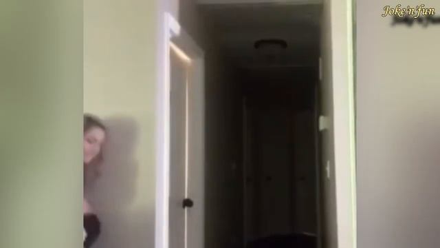 August Scare Cam And Pranks l Испуги, приколы над людьми. Август 2019 смотреть онлайн