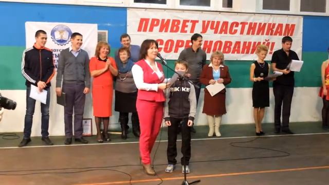 Поздравление юного боксёра (Елена Васильевна Щербина, Директор Музея занимательных наук Эйнштейна) смотреть онлайн