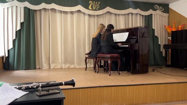 Ребровская София и Самсонова Анастасия