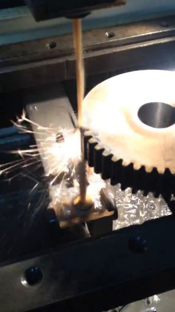 Обработка на электроэрозионном станке смотреть онлайн