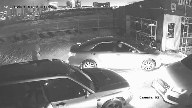 Нападение на "Павловском" рынке на АУДИ смотреть онлайн