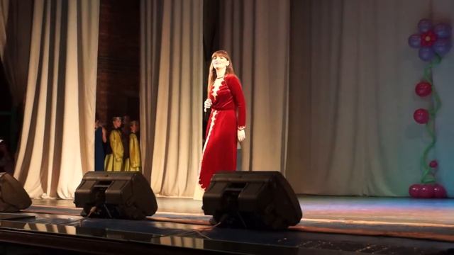 Кристина Осипян - Horovel, Menq Enq Mer Sarere смотреть онлайн