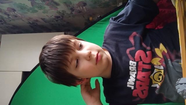 разбирание и сборка частей робота Драконьи титана Кола смотреть онлайн