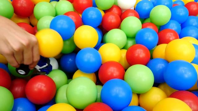 Посылка для чудо машинок - Вспыш и Крушила помогают Супер крыльям - Машины сказки. смотреть онлайн