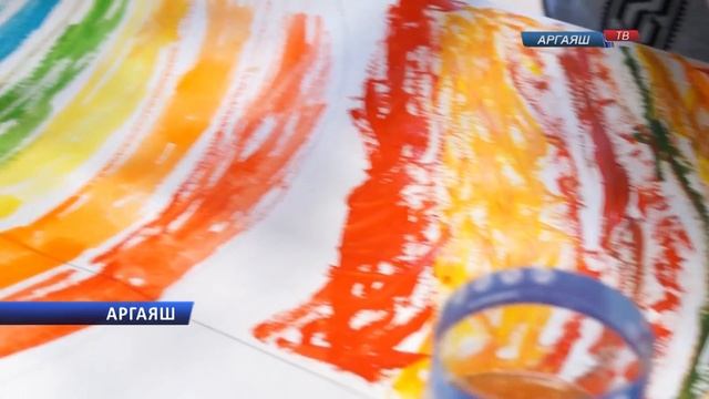 Родители детей-инвалидов решили объединиться, чтобы помочь им уверенно идти по жизни смотреть онлайн