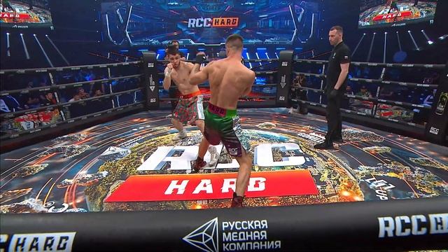 Шикарный нокаут | Глеб Ресенчук vs Алексей Летучий | RCC HARD | Кулачные бои смотреть онлайн