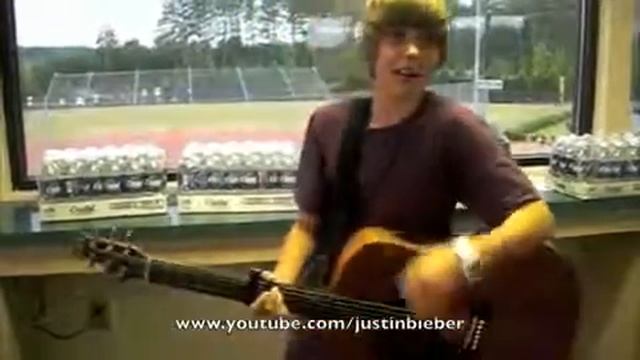 Как Джастин Бибер пел в детстве Justin Bieber Heartless Successful смотреть онлайн