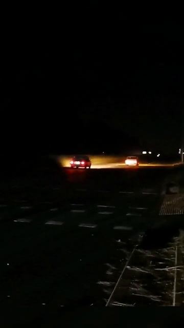 🔥 ночные гонки, 🤣 ваз 2103 против жигули 2105 #ночныегонки #драг #жигули #ваз #2103 #2105 смотреть онлайн