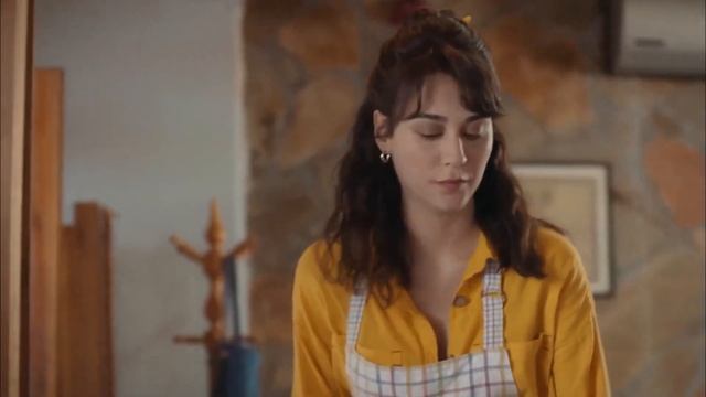 Подарок От Эфе Акче - Сериал Ребенок смотреть онлайн