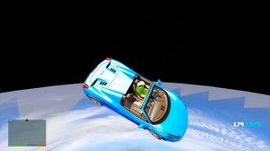 СПУСК БЕЗ ТОРМОЗОВ НА САМОМ ДЛИННОМ ЛИМУЗИНЕ MARUTI SUZUKI SWIFT ПО ТРАМПЛИНУ В ГТА 5