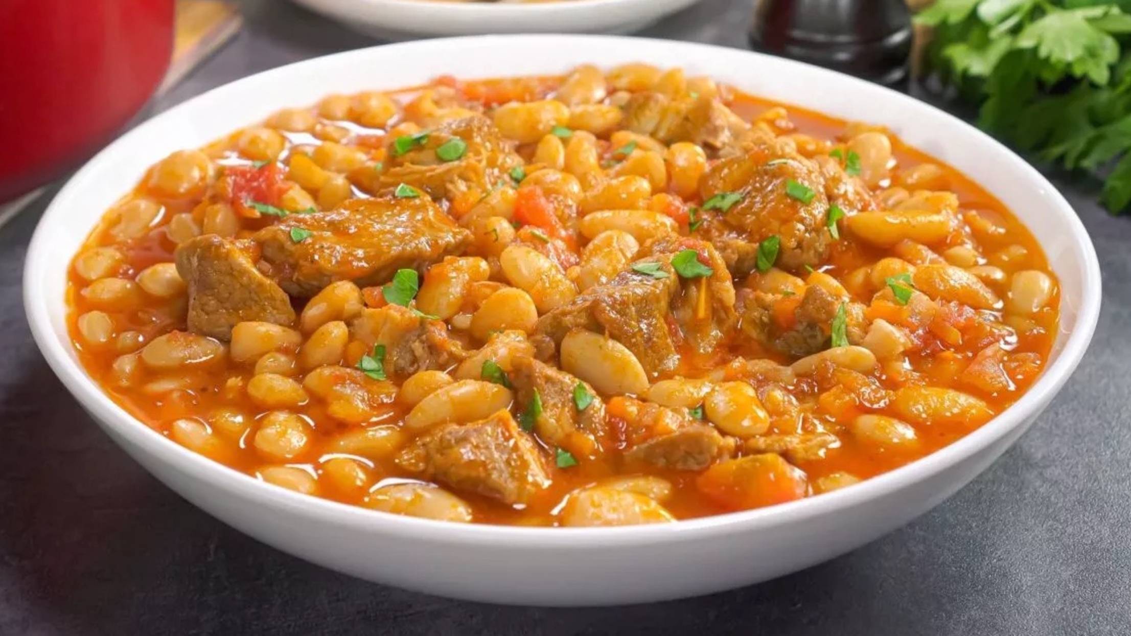 Вкусное РАГУ ИЗ СВИНИНЫ С ФАСОЛЬЮ - идеальный семейный обед или ужин! Рецепт от Всегда Вкусно! смотреть онлайн