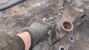 Обслуживание полуприцепа. Смотрим ступицы и суппорта.